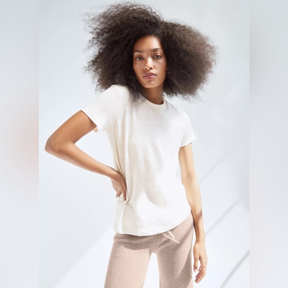 Aritzia The Group by Babaton Lagarde Linen T-Shirt Ivory Short Sleeve - Picture 6 of 7